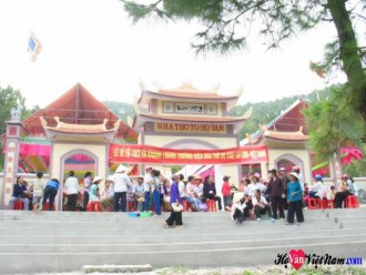 Nhà Thờ Tổ Họ Văn Việt Nam